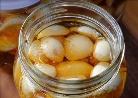 Cach ngam ruou toi tri bach benh cho suc khoe mua thu dong - Anh 5