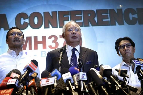 Thủ tướng Malaysia Najib Razak (giữa). (Ảnh: AP)