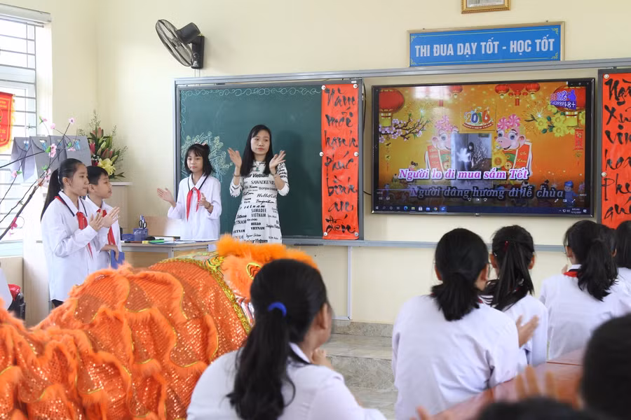 Hoạt động giáo dục chủ điểm tháng 1 "Ngày tết quê em".