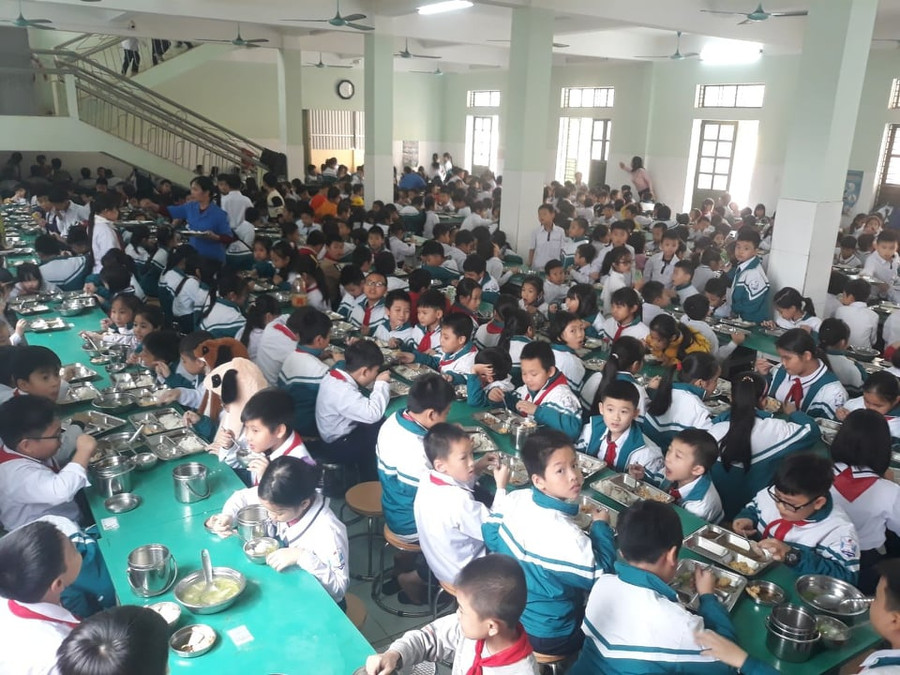 Bếp ăn tại trường Tiểu học thị trấn Vĩnh Bảo Bếp ăn tại trường Tiểu học thị trấn Vĩnh Bảo