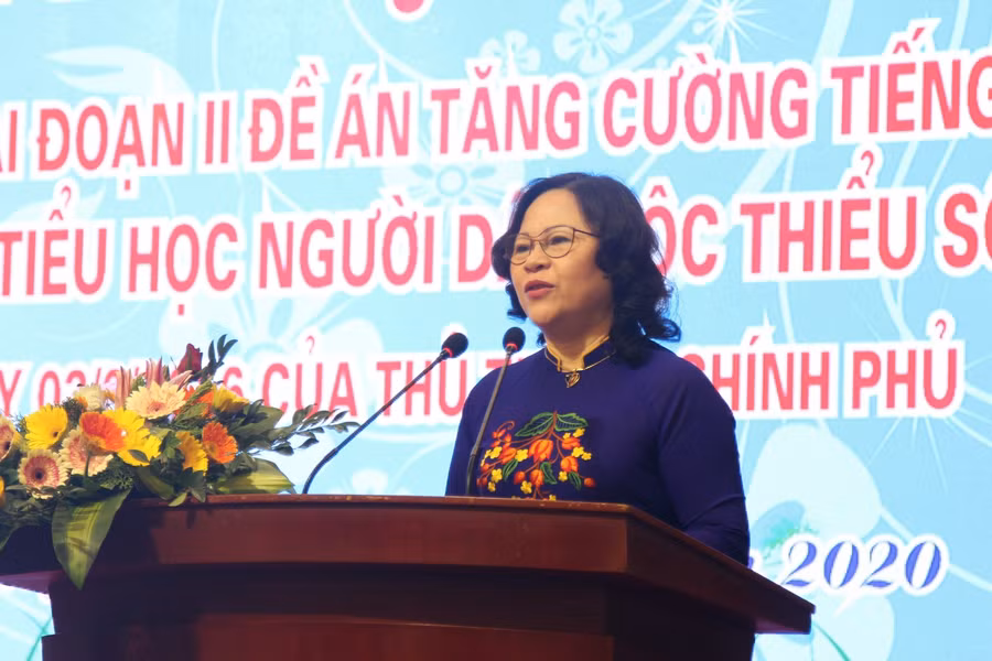 Thứ trưởng Bộ GD&amp;ĐT Ngô Thị Minh phát biểu tại Hội nghị