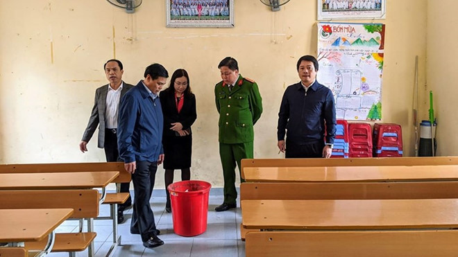 Chủ tịch UBND TP. Hải Phòng Nguyễn Văn Tùng cùng đoàn công tác kiểm tra việc vệ sinh phòng dịch corona tại một số trường học trên địa bàn Chủ tịch UBND TP. Hải Phòng Nguyễn Văn Tùng cùng đoàn công tác kiểm tra việc vệ sinh phòng dịch corona tại một số trường học trên địa bàn