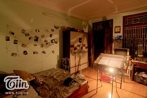 Không gian nghệ sĩ trong góc học tập của sinh viên Kiến trúc