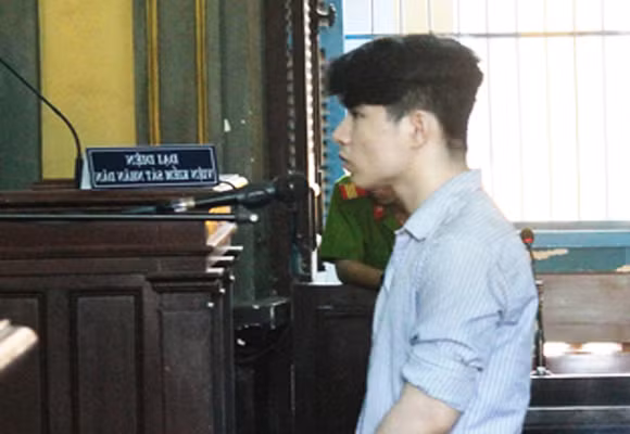 Vì cứu con, người mẹ bị côn đồ đâm chết tức tưởi