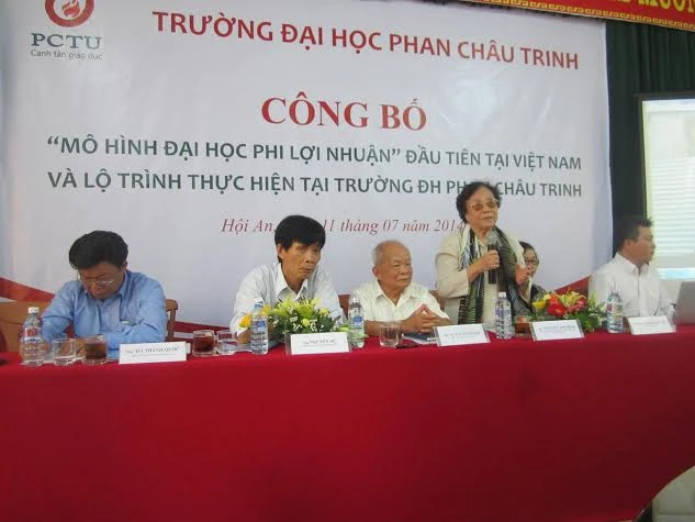 Nguyên Phó chủ tịch nước Nguyễn Thị Bình phát biểu tại buổi công bố