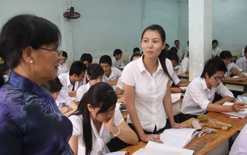 Không nhận HS đang học 12 THPT chuyển sang hệ GDTX cùng năm học