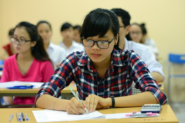 Đề thi, gợi ý đáp án môn Ngữ văn – khối D kỳ thi đại học năm 2014