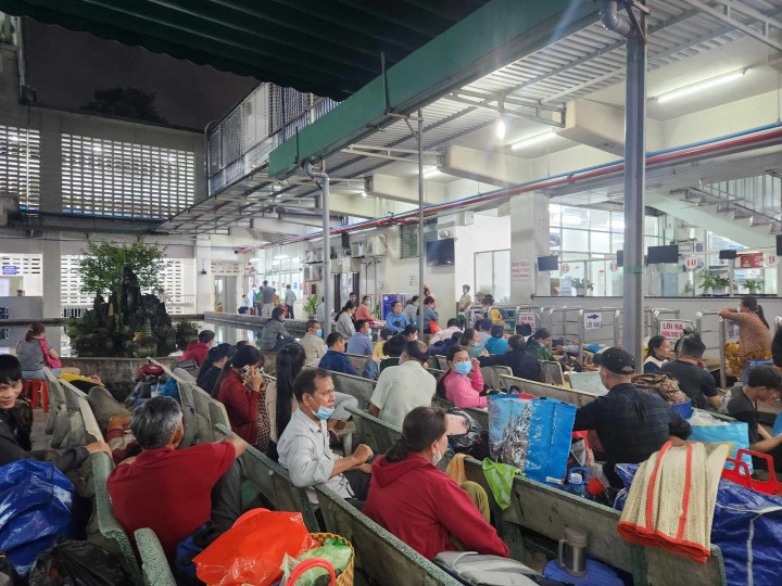 Khu cấp cứu Bệnh viện Chợ Rẫy. (Ảnh: Lâm Ngọc).