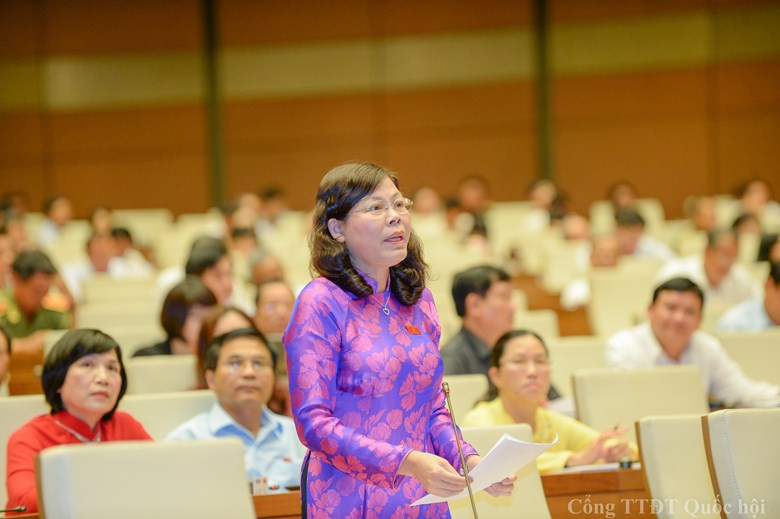 Đại biểu Lê Thị Yến Đại biểu Lê Thị Yến