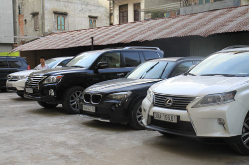 Ngắm dàn xe sang của trùm xã hội đen Minh “Sâm” bị “nhập kho”