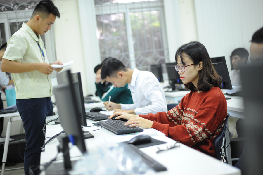 Thi tuyển kỹ sư lập trình của SVMC Thi tuyển kỹ sư lập trình của SVMC