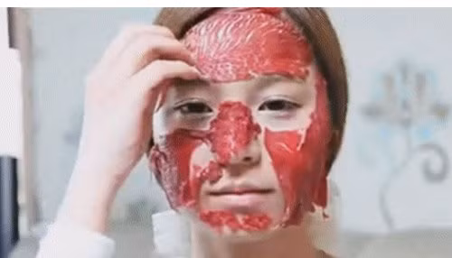 soc voi chieu dap thit song duong da cua nguoi dep han hinh anh 1