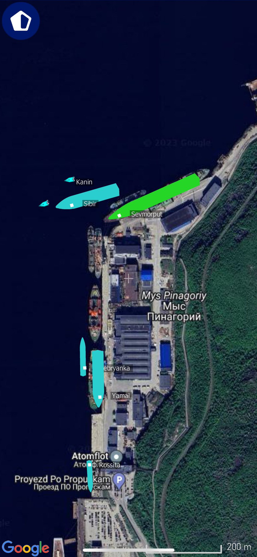 Vị trí tàu Sevmorput neo đậu Vị trí tàu Sevmorput neo đậu