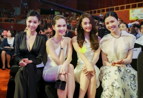 Ngọc Trinh nổi bật trên thảm đỏ Festival Model Awards