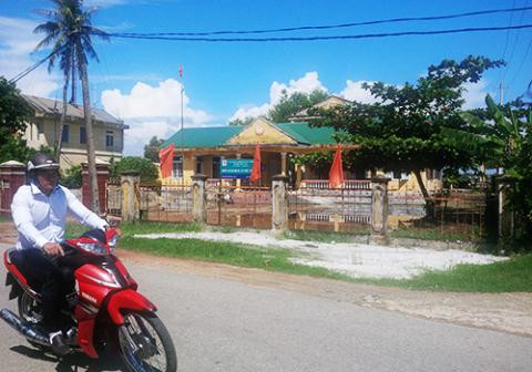 UBND xã Phú Mỹ (huyện Phú Vang), nơi có đến 2 cán bộ xã sử dụng bằng tốt nghiệp THPT giả.