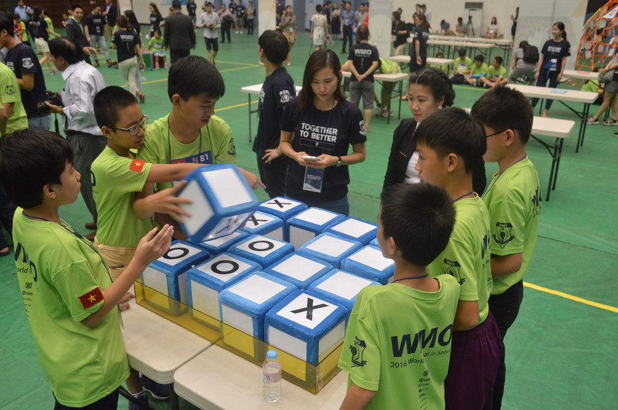 Các em học sinh tham gia tại vòng chung kết