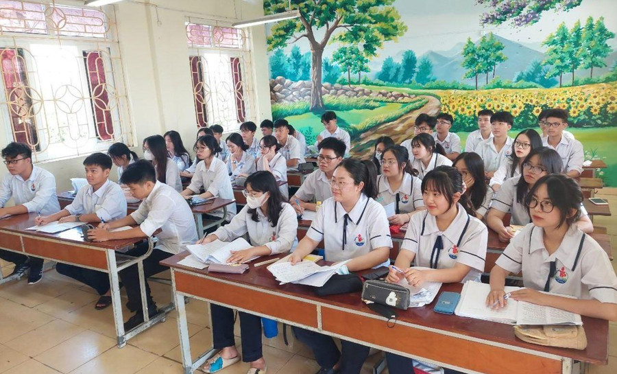 Học sinh Trường THPT Thái Phiên trong giờ học. Học sinh Trường THPT Thái Phiên trong giờ học.