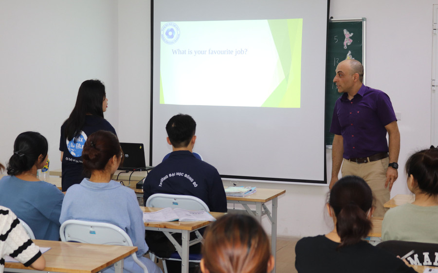 Sinh viên Trường ĐH Đông Đô trong giờ học. Ảnh: NTCC Sinh viên Trường ĐH Đông Đô trong giờ học. Ảnh: NTCC