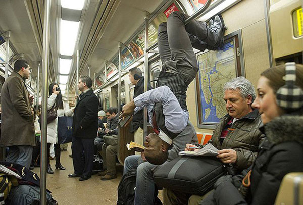 Những "dị nhân" nơi công cộng ảnh 2