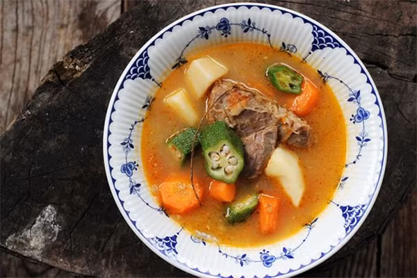 Cách nấu canh thịt bò hầm rau củ thơm ngon cho những ngày mưa - Ảnh 11