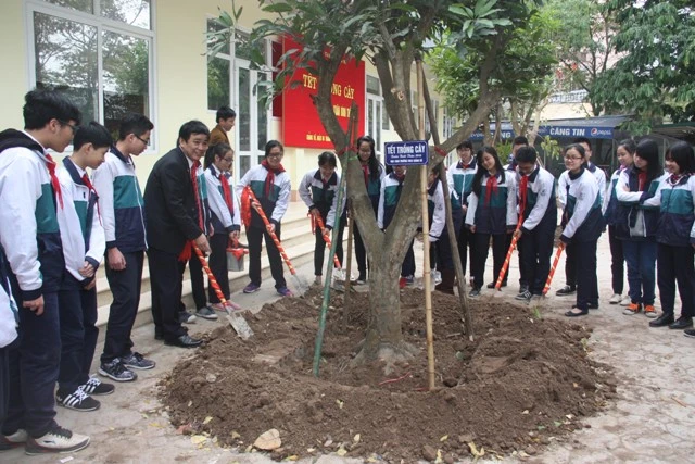 Bài học đặc biệt khai xuân