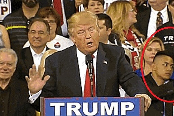 Hai anh chàng tự dưng nổi tiếng vì phá đám Donald Trump diễn thuyết