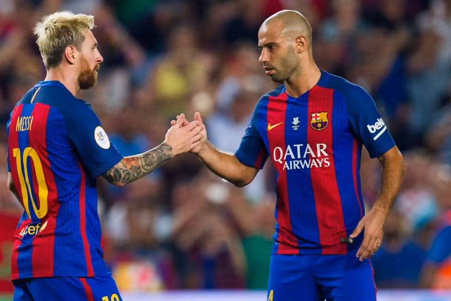 Mascherano từng sát cánh 413 trận với Messi.