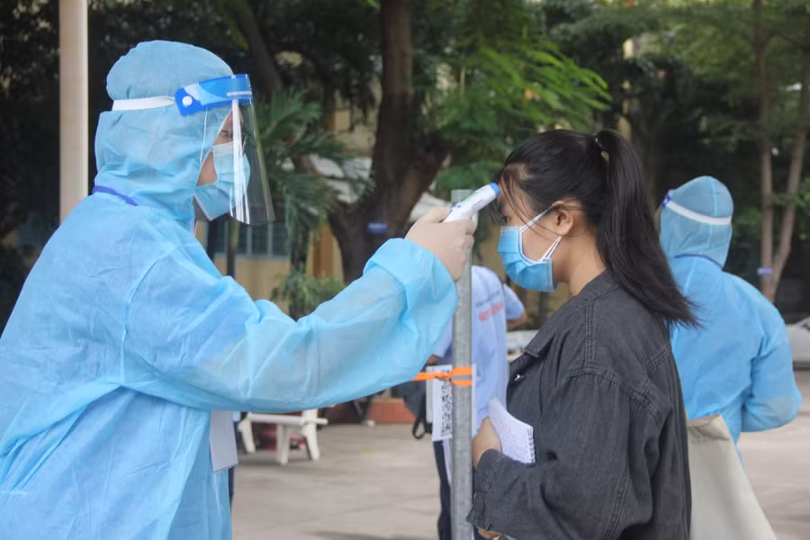 Thí sinh tham gia kỳ thi tốt nghiệp THPT năm 2021 đợt 1 tại TPHCM. 