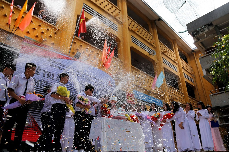 Chào tuổi 18 với bao mơ ước.