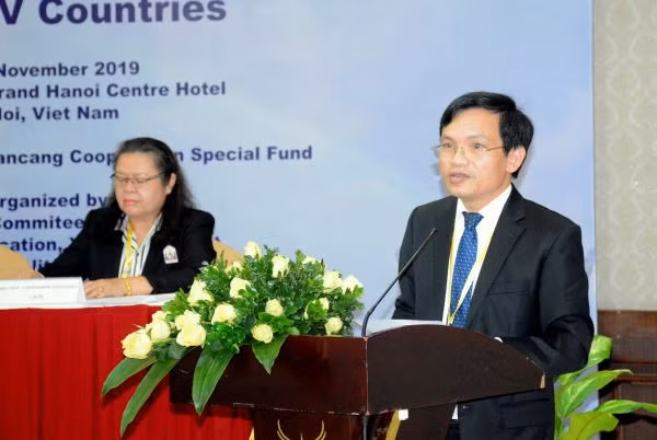 Ông Mai Văn Trinh – Cục trưởng Cục Quản lý chất lượng - Bộ GD&ĐT phát biểu tại hội thảo.