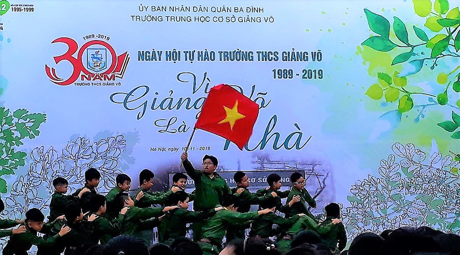 Những tiết mục do thầy trò cùng dàn dựng nhưng khá công phu và chuyên nghiệp.