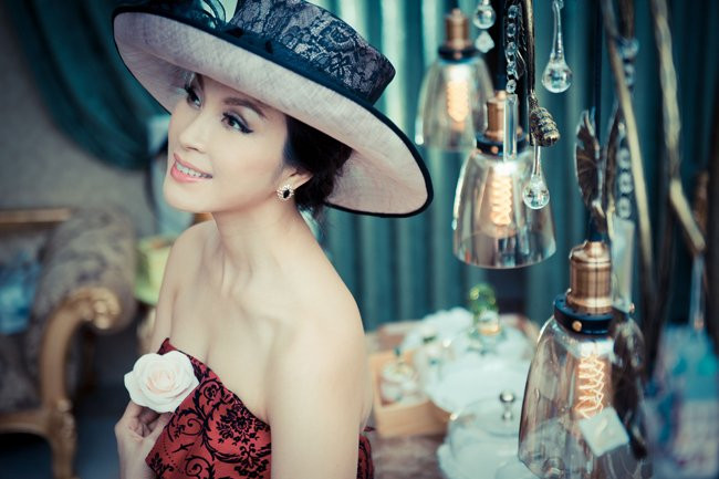 Nhan sắc  nhan sac