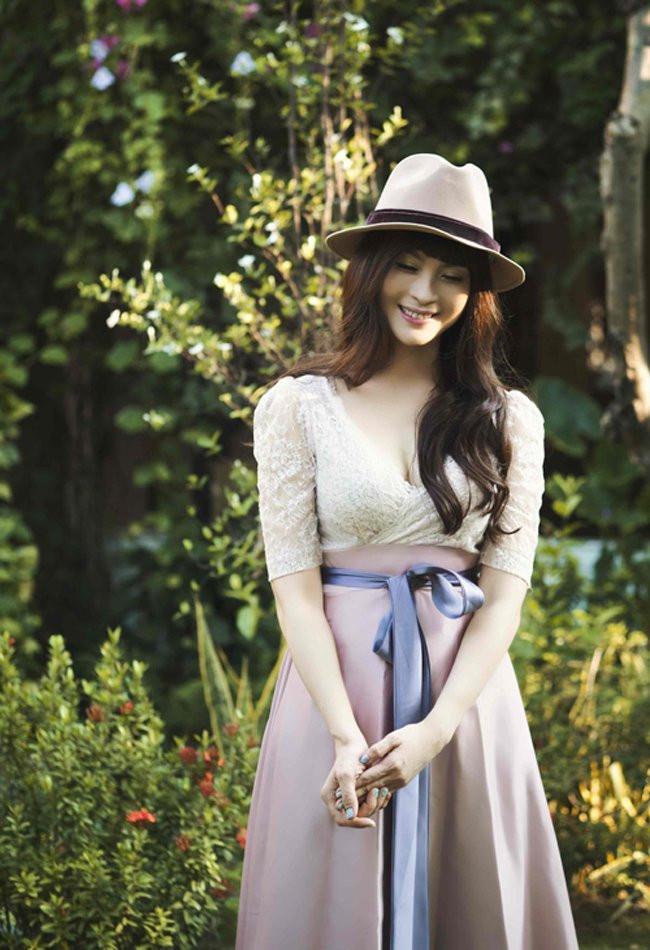 Nhan sắc  nhan sac