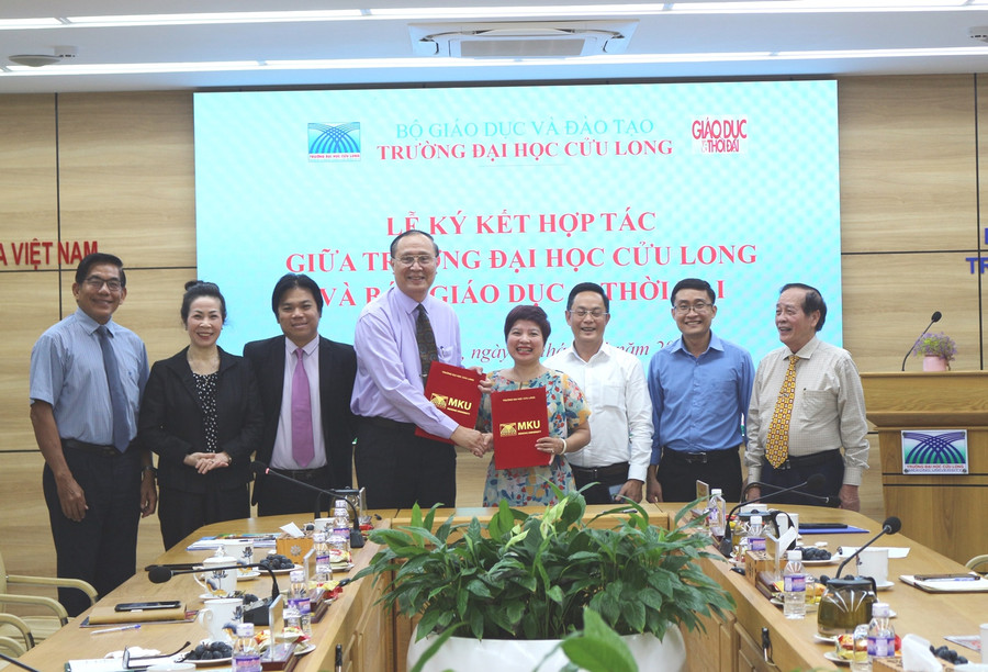 Báo Giáo dục và Thời đại ký kết hợp tác toàn diện với Trường ĐH Cửu Long.