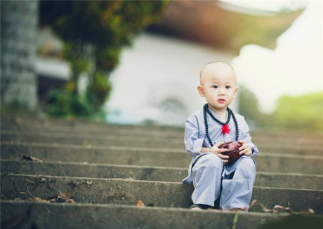 Tích đức bằng việc không tưởng, phúc báo 5 đời hưởng không hết! - Ảnh 1 Tich duc bang viec khong tuong, phuc bao 5 doi huong khong het! - Anh 1
