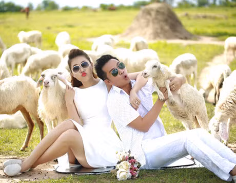 Em nuoi Hoai Linh ket hon voi ban gai kem 15 tuoi - Anh 9