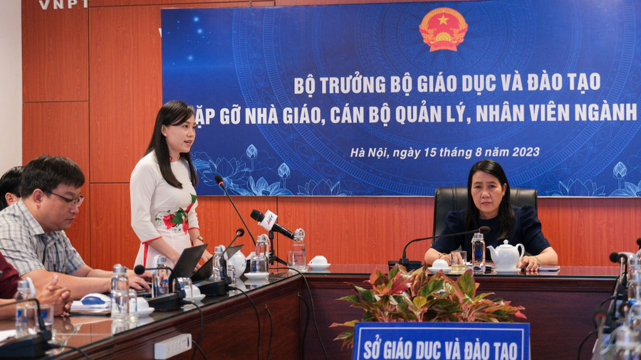 Quang cảnh điểm cầu Hậu Giang.
