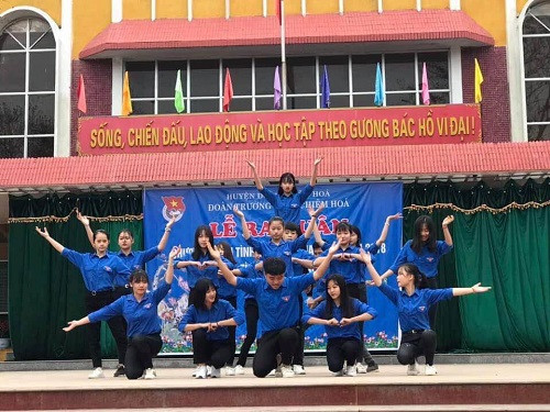 Tiết mục văn nghệ trong lễ ra quân chương trình tình nguyện mùa đông 2018- Xuân tình nguyện 2019.