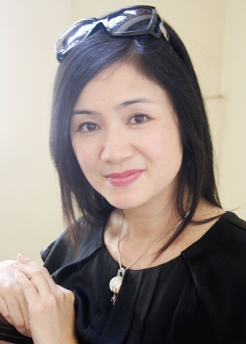 Vẻ đẹp khó rời mắt tuổi U50 của NSƯT Thu Hà ảnh 2 Vẻ đẹp khó rời mắt tuổi U50 của NSƯT Thu Hà - 2