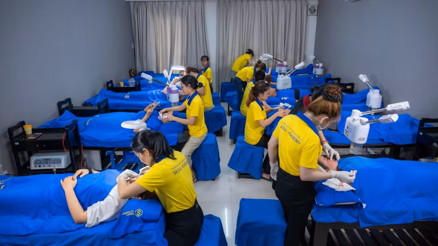 Học nghề spa là xu hướng lựa chọn được nhiều bạn trẻ quan tâm.