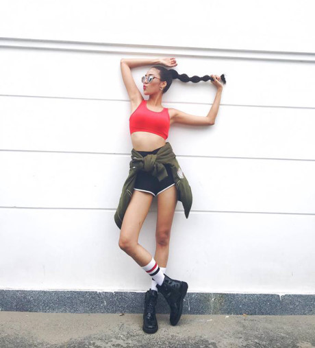 Cập nhập xu hướng street style từ Lan Khuê - Ảnh 4 Cap nhap xu huong street style tu Lan Khue - Anh 4