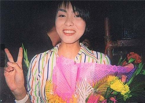 Những hình ảnh “khác lạ” của Tăng Thanh Hà ảnh 2 Nụ cười rạng rỡ của Tăng Thanh Hà.
