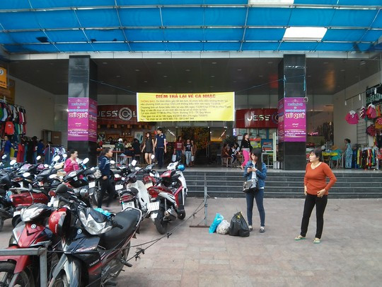 Đêm diễn của Chế Linh bị hủy ảnh 3 Bình Định: Đêm diễn của Chế Linh bị hủy
