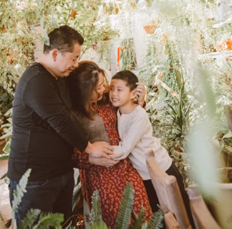 Gia đình hạnh phúc, bình yên của cô giáo Bạch Thùy Linh.