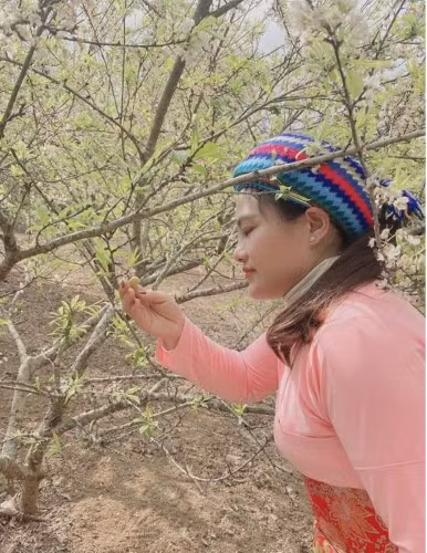 Cô giáo Ôn Thị Lý – Giáo viên Trường Tiểu học xã Thanh Vân (Quản Bạ - Hà Giang).