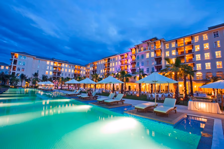 Vinpearl Đà Nẵng Resort & Villas nói riêng và Vinpearl nói chung đang ngày càng khẳng định được uy tín, vị thế và trở thành một trong những điểm đến được ưa thích nhất của du khách Việt Nam và quốc tế cũng như vinh dự được lựa chọn là điểm phục vụ cách chính khách, yếu nhân đến Việt Nam tham dự các hội nghị mang tầm quốc tế.