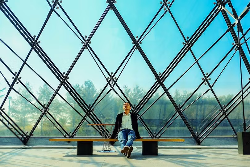 Nguyên Minh Ngọc: "Tôi tôn trọng tất cả những quyết định và dù thế nào đi chăng nữa, những ai tình cờ đến với dự án sách này đều là một cái duyên"