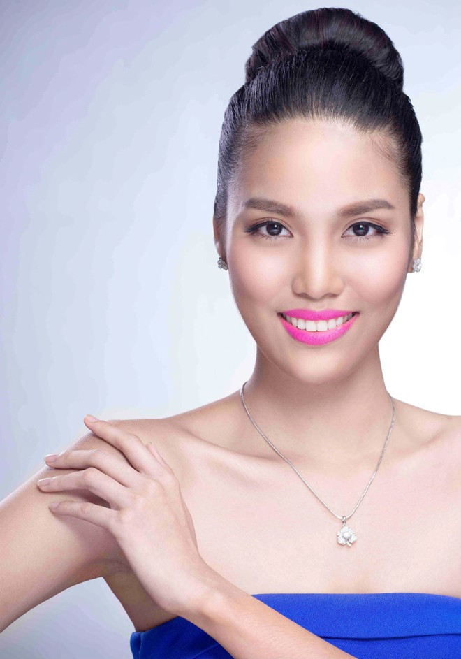 Đọ nhan sắc, vóc dáng 2 ứng viên Việt Nam thi Miss World