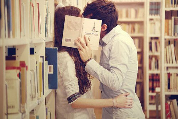 6 lý do nên yêu cô gái học Kinh tế