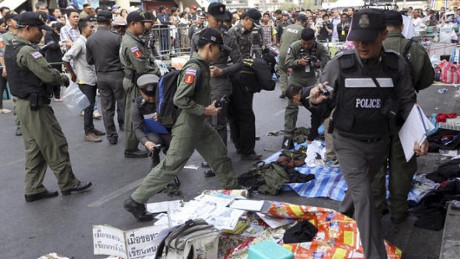 Bắt giữ 44 thanh niên có kế hoạch đánh bom thủ đô Bangkok - Ảnh 1 Bat giu 44 thanh nien co ke hoach danh bom thu do Bangkok - Anh 1